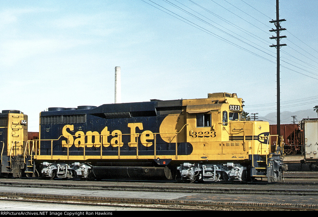 ATSF 3223 (REPOST)